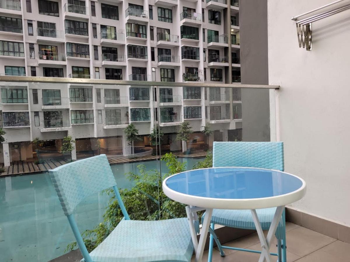 Homestay D'Univ 360 Place Seri Kembangan Exterior photo
